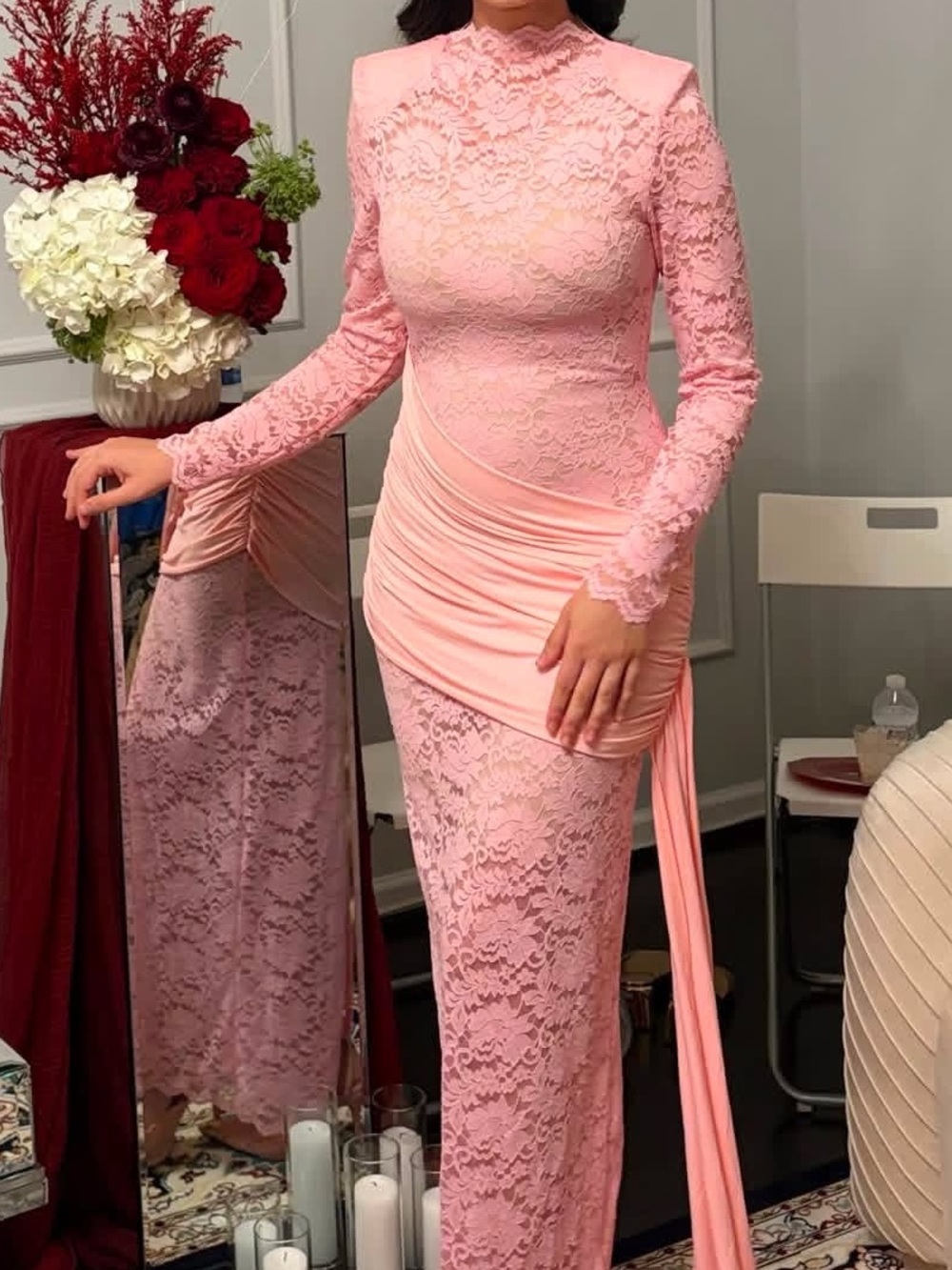 Elegant Pink Lace Long-Sleeve Evening Dress